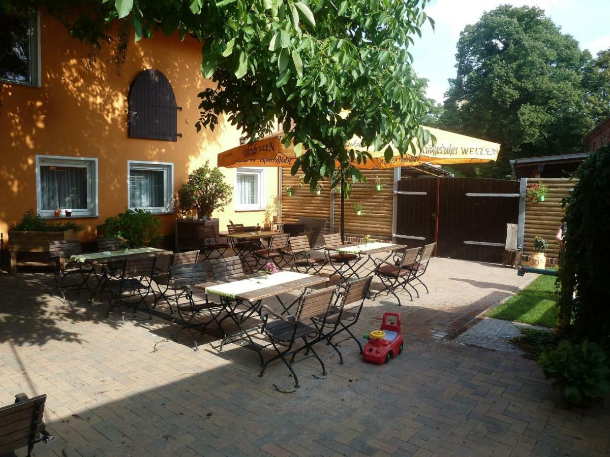 Landgasthof Deinert Genthin Exterior foto